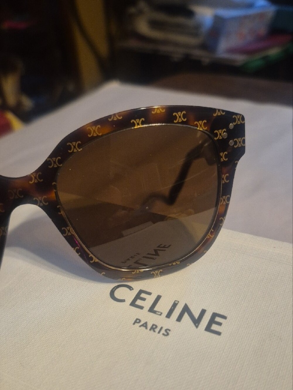 Celine Brown Tortoiseshell Cat-Eye Sunglasses with Case Authentic. - Picture 2 of 9
